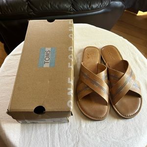 Tan flat sandals